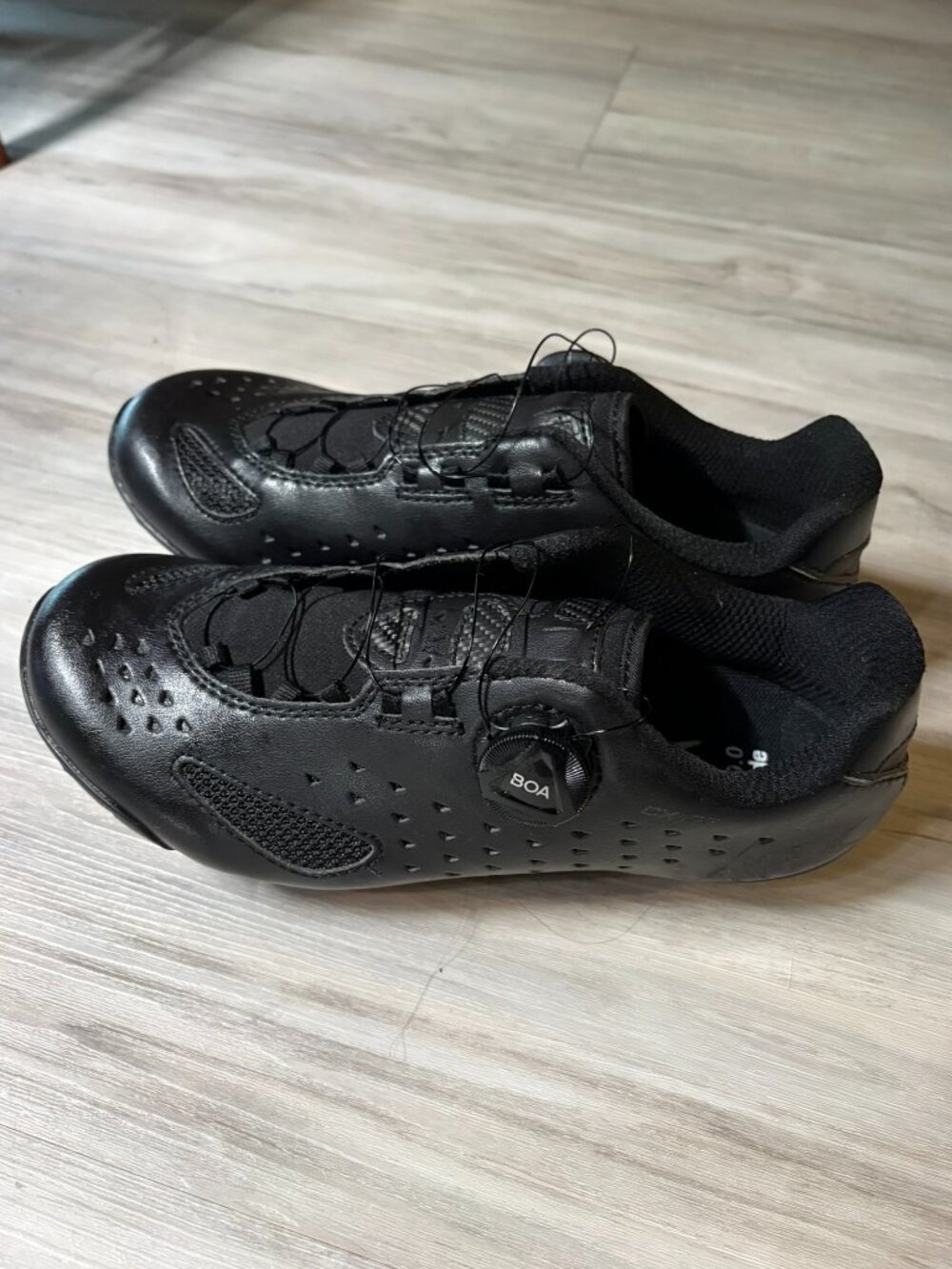 Women's Black Cycling Shoes with BOA Dial Closure